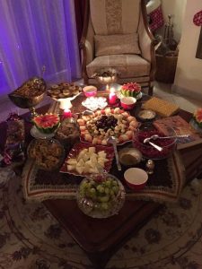 چیدمان میز شب یلدا 