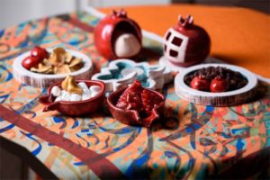 تزیین و دکور میز شب یلدا