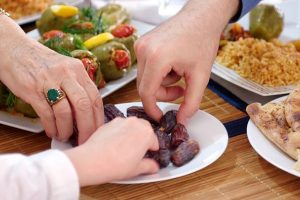 جلوگیری از چاقی در ماه رمضان