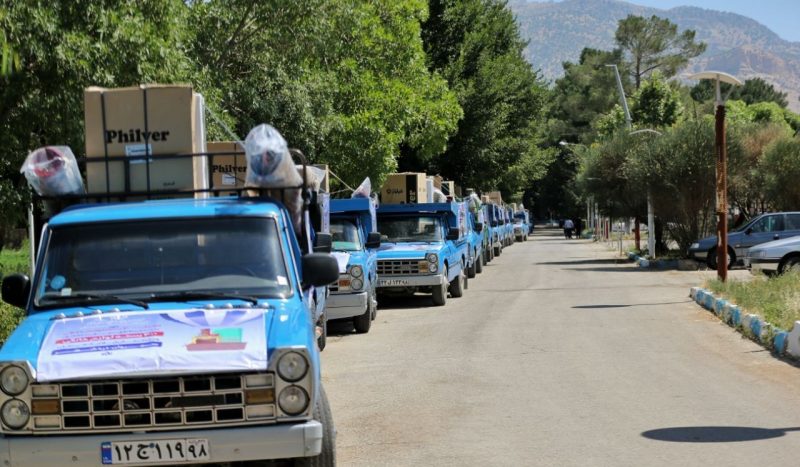 300 لوازم منزل بین سیل زدگان