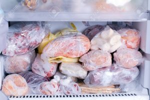 یخ زدن مواد غذایی در یخچال فریزر