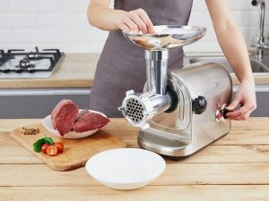 مشخصات و قیمت ارزان ترین چرخ گوشت های بازار