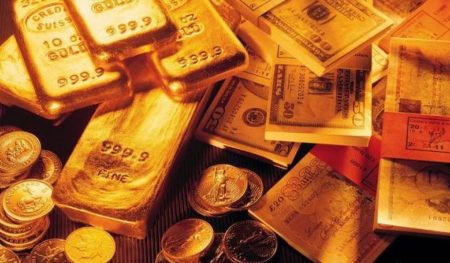 دلار و سکه و ارز و طلا