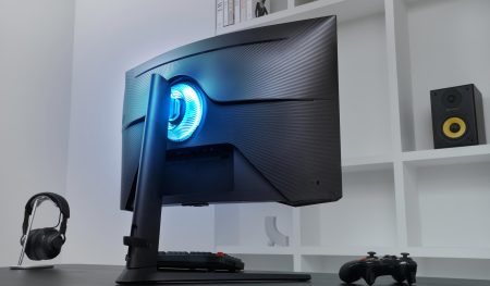 سامسونگ اولین مانیتور گیمینگ 240 هرتزی 4K جهان را معرفی کرد