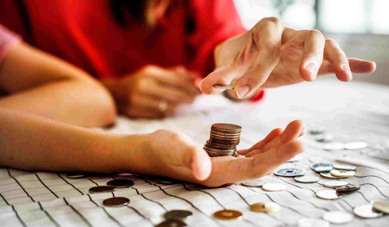 ۶ نکته کاربردی برای افزایش سواد مالی کودکان