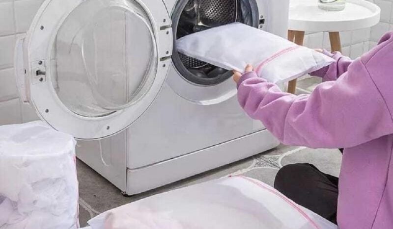 روش شستن بالش در ماشین لباسشویی