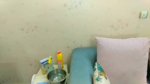 تمیز کردن دیوارها برای خانه تکانی عید 
