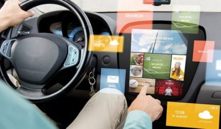 نقش سیستم‌های اطلاعات سرگرمی خودرو(Infotainment) در بهبود تجربه رانندگی
