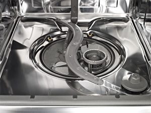 چرا بدنه ماشین ظرفشویی برق دارد ؟