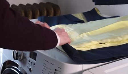 راهنمای شستن کت و شلوار با ماشین لباسشویی