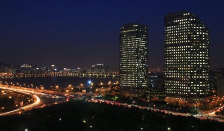 LG-Twin-Towers-768x512