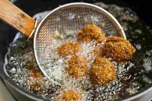 چه مواد غذایی را نباید فریز کرد