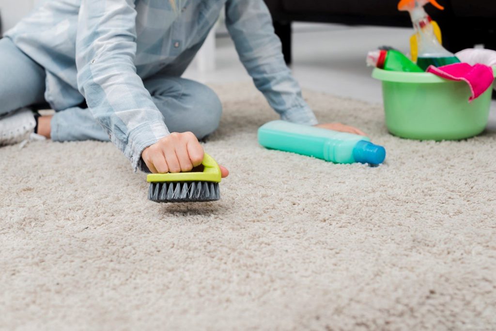 علت زردی فرش پس از شستشو چیست